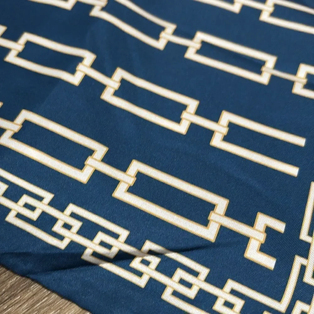 NWOT J.McLaughlin Amoura Silk Scarf